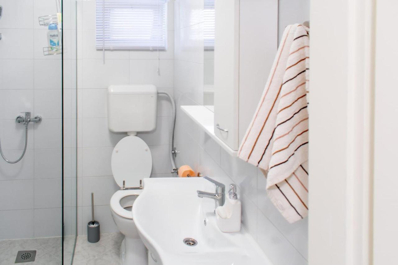Appartamento Apartman Karmen Kaštela Esterno foto